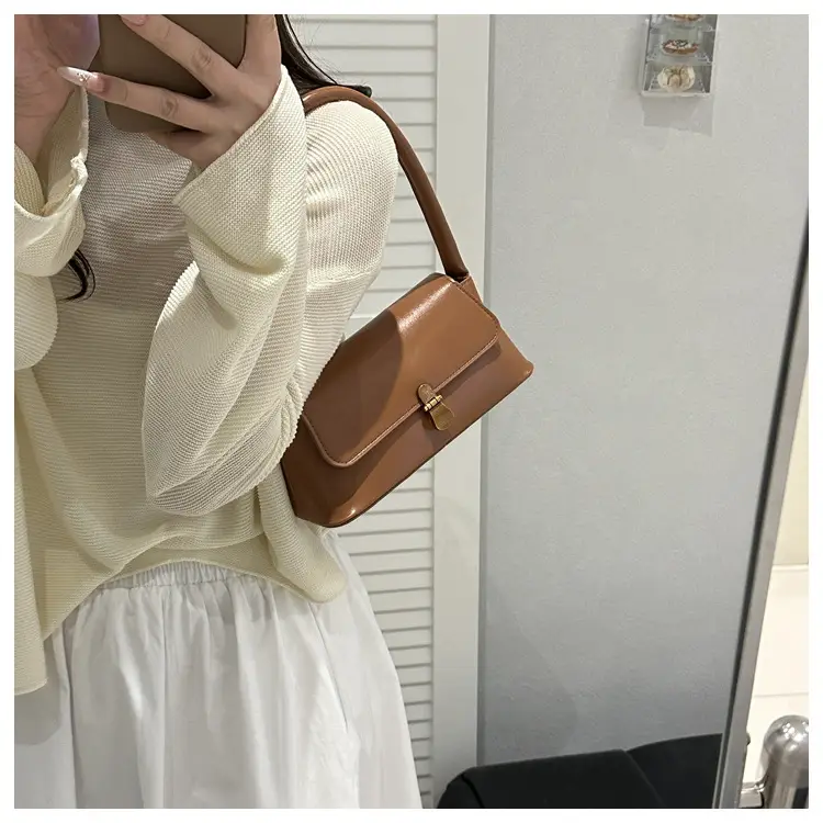 Fairy Gentle Style Small Shoulder Bag Maroon Leather — feature 14