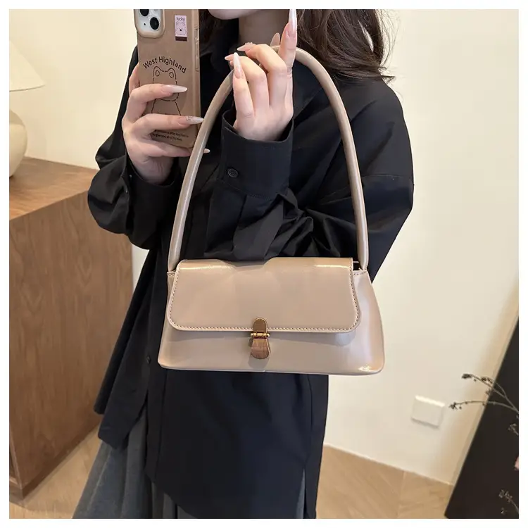Fairy Gentle Style Small Shoulder Bag Maroon Leather — feature 18