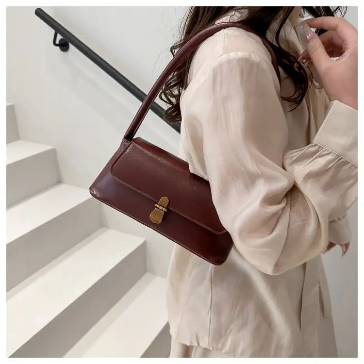 Fairy Gentle Style Small Shoulder Bag Maroon Leather — feature 7