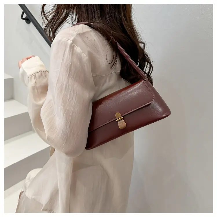 Fairy Gentle Style Small Shoulder Bag Maroon Leather — feature 9