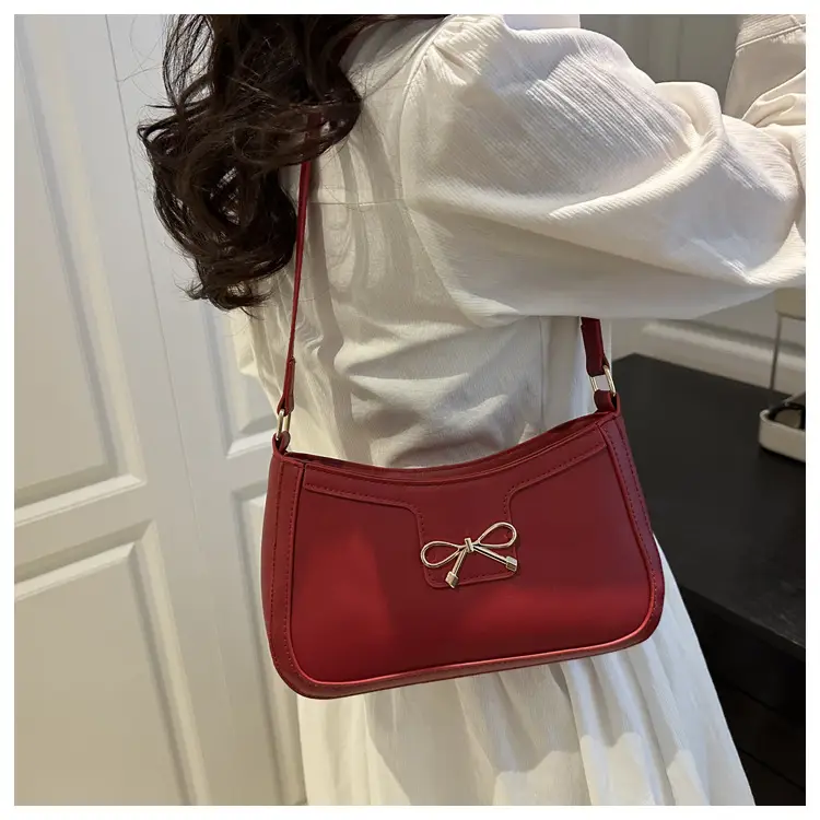 White Square Shoulder Bag with Bow Detail — feature 10
