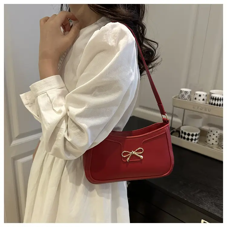 White Square Shoulder Bag with Bow Detail — feature 11