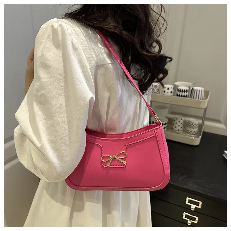 White Square Shoulder Bag with Bow Detail — feature 13