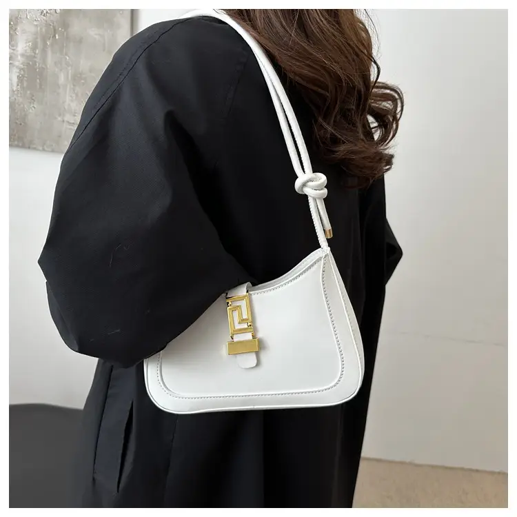 2025 Beige Gold Plated Lock Buckle Shoulder Bag — feature 11