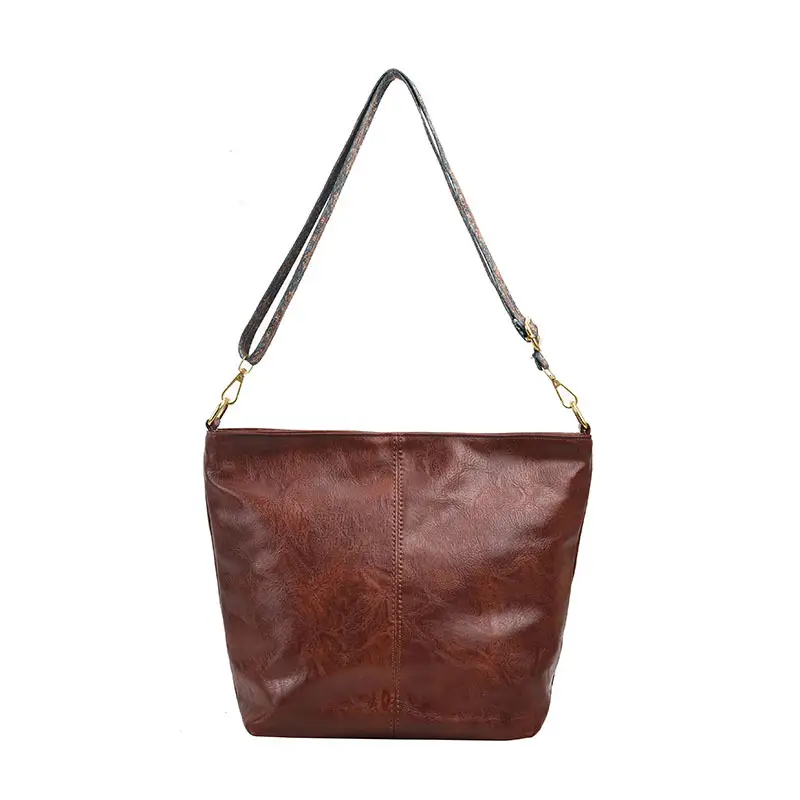 Green Leather Shoulder Bag with Embroidered Strap - Image 5