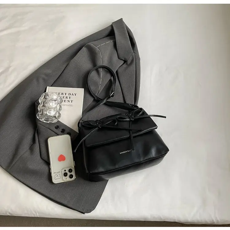 2025 Spring Shoulder Bag Cover Style with Bow Detail — feature 7