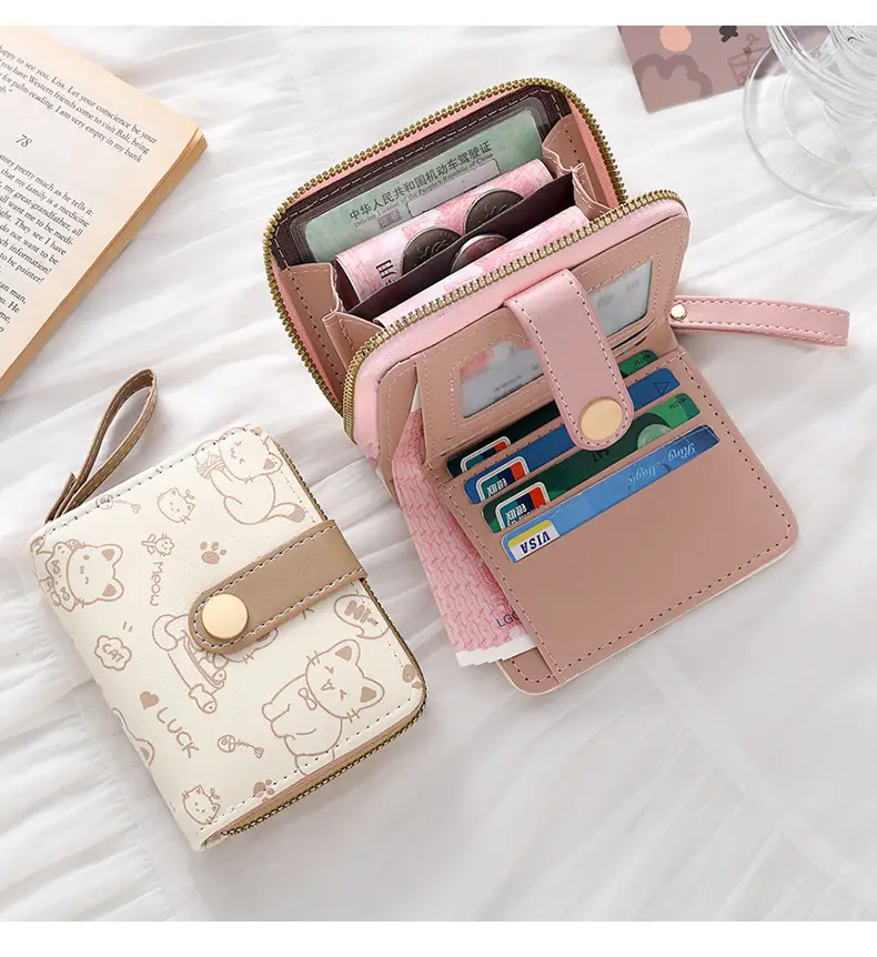 Cute Kitten Belt Wallet with Multiple Card Slots — feature 15