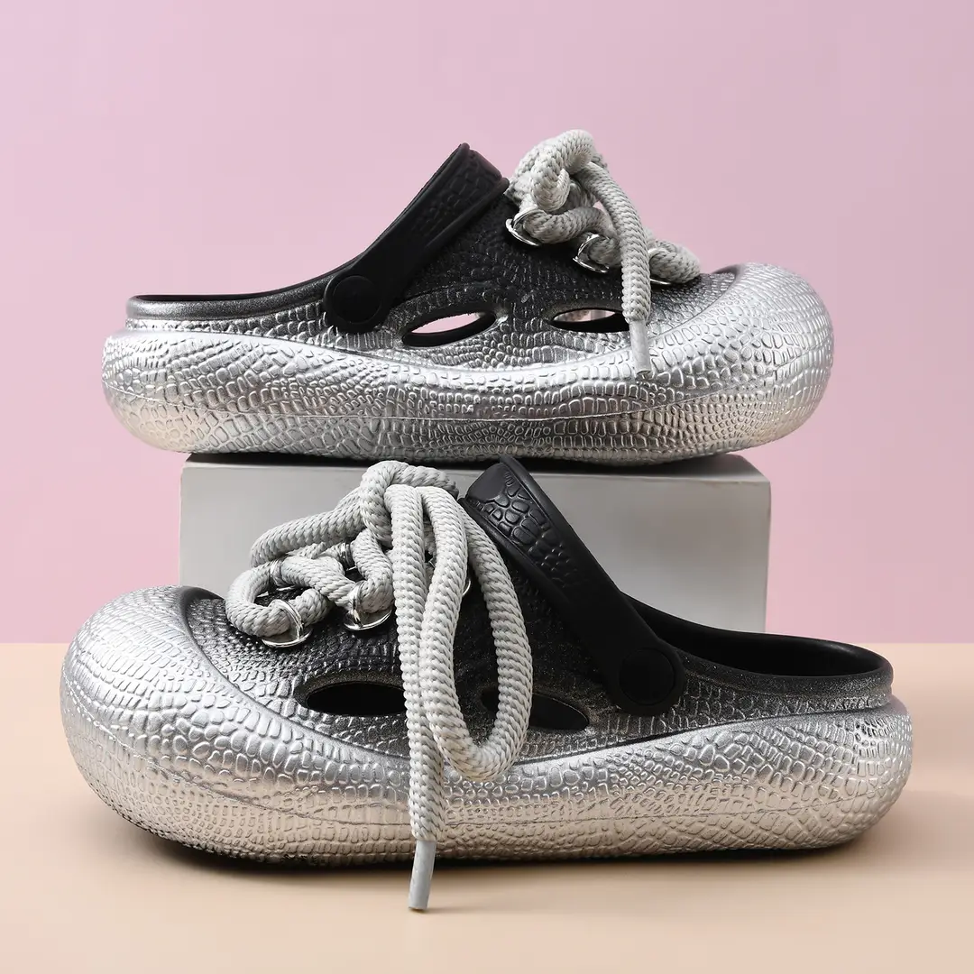 Thick-soled hole shoes women's non-stinky feet diy non-slip toe-covered slippers EVA wear-resistant fashion breathable beach sandals - Image 4