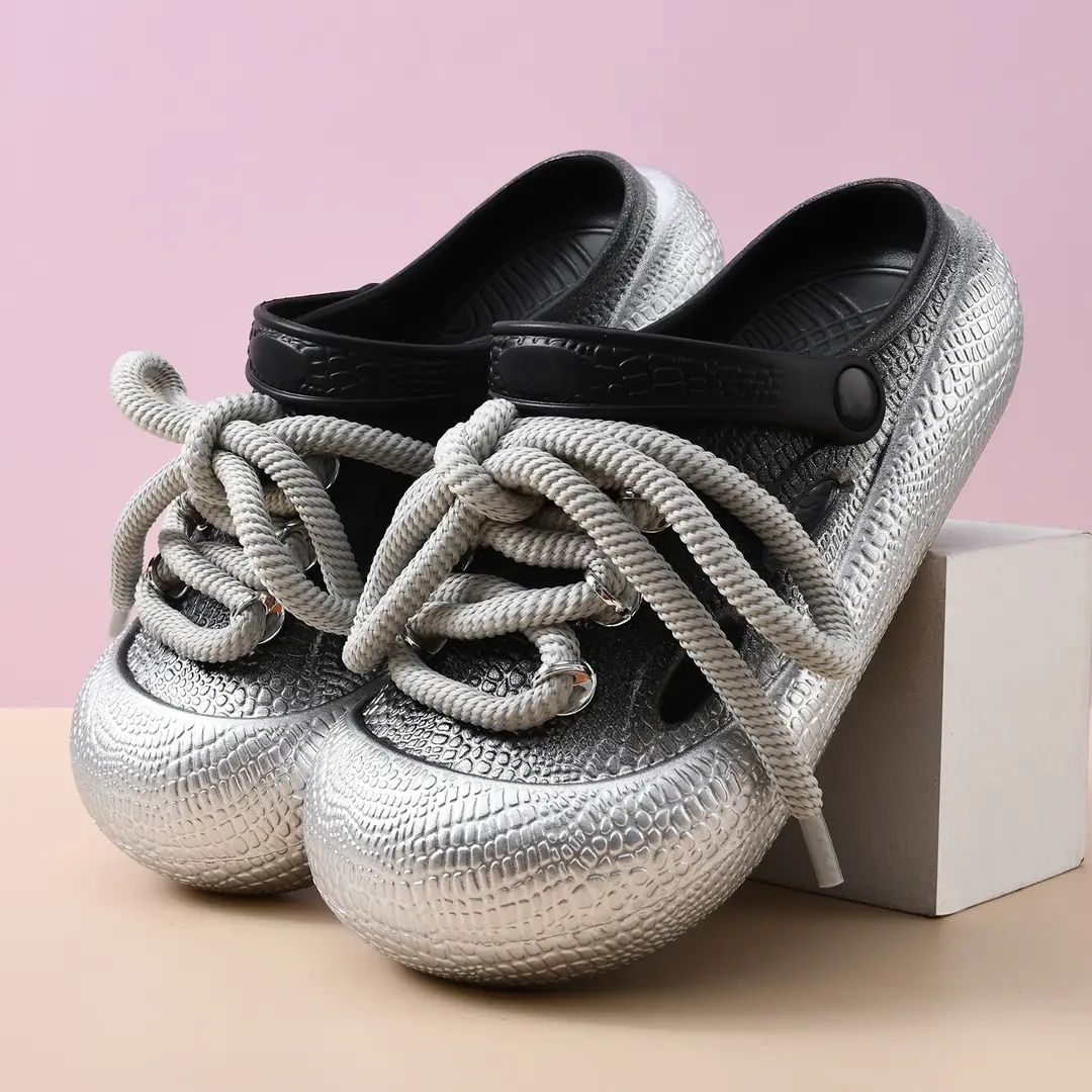 Thick-soled hole shoes women's non-stinky feet diy non-slip toe-covered slippers EVA wear-resistant fashion breathable beach sandals - Image 5