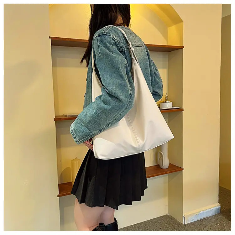 Vintage Leather Shoulder Bag for Women 2025 — feature 10