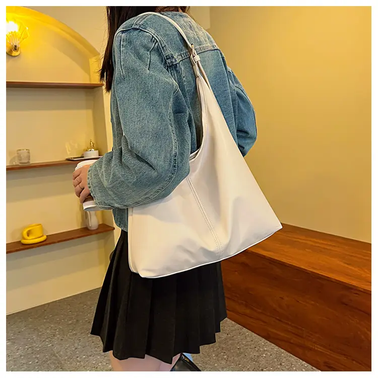 Vintage Leather Shoulder Bag for Women 2025 — feature 11