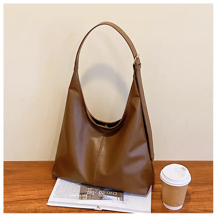 Vintage Leather Shoulder Bag for Women 2025 — feature 23