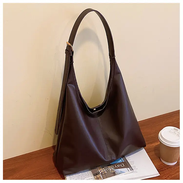 Vintage Leather Shoulder Bag for Women 2025 — feature 24