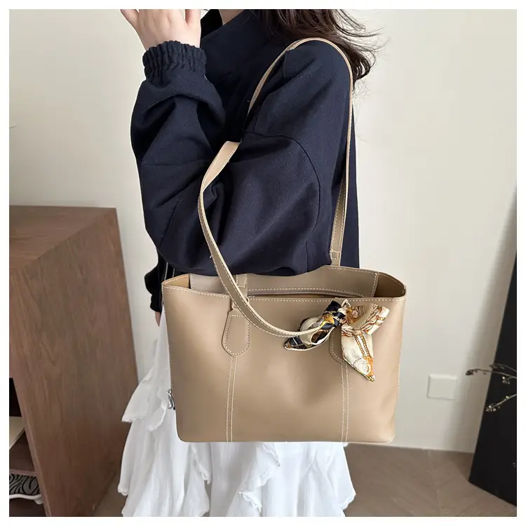 Brown Leather Tote Bag with Silk Bow Accord — feature 17