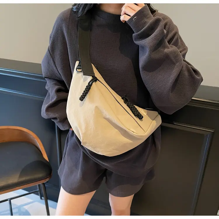 Large Capacity Casual Shoulder Bag Lightweight 2025 New — feature 33