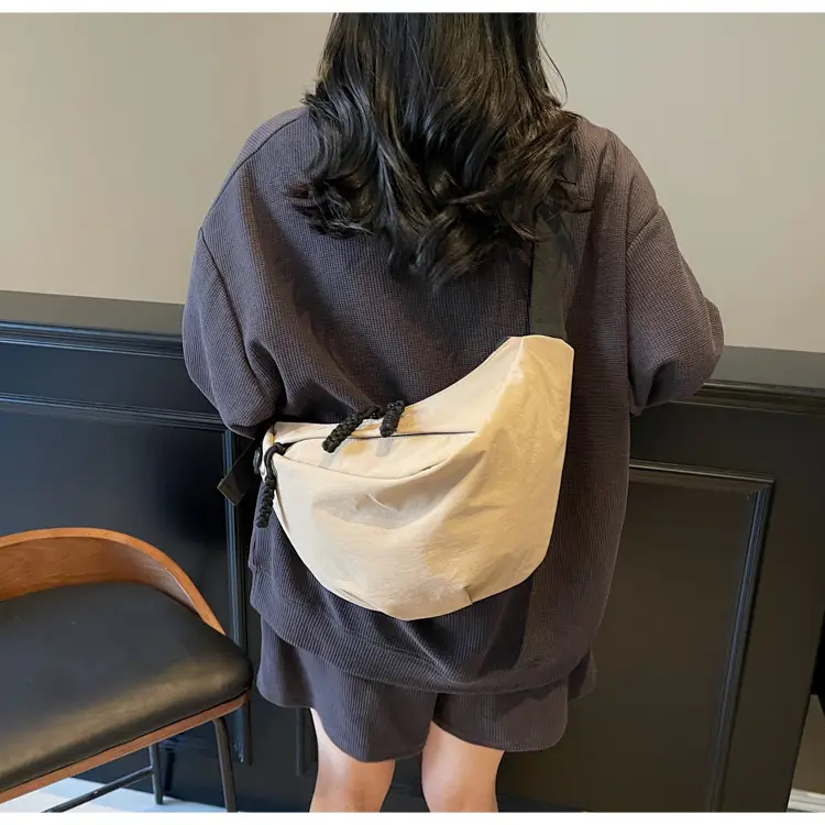 Large Capacity Casual Shoulder Bag Lightweight 2025 New — feature 34