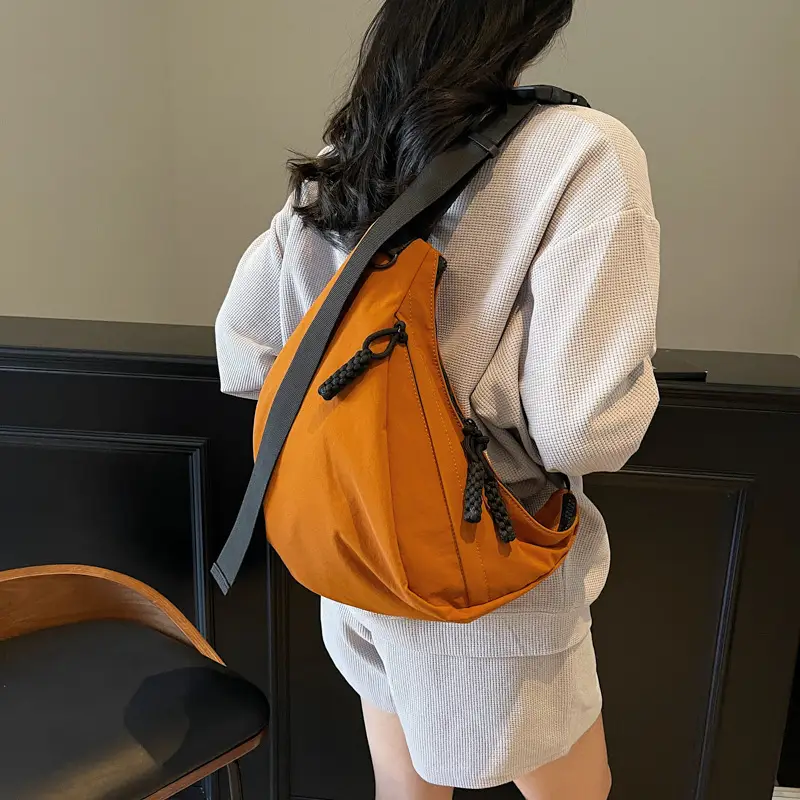 Large Capacity Casual Shoulder Bag Lightweight 2025 New - Image 3