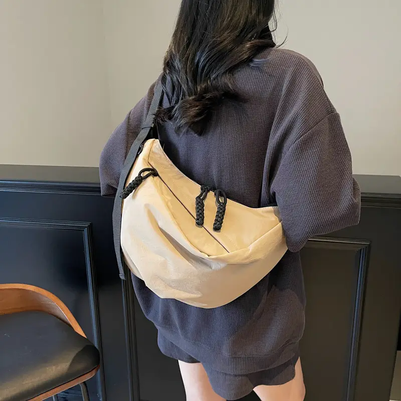 Large Capacity Casual Shoulder Bag Lightweight 2025 New - Image 4