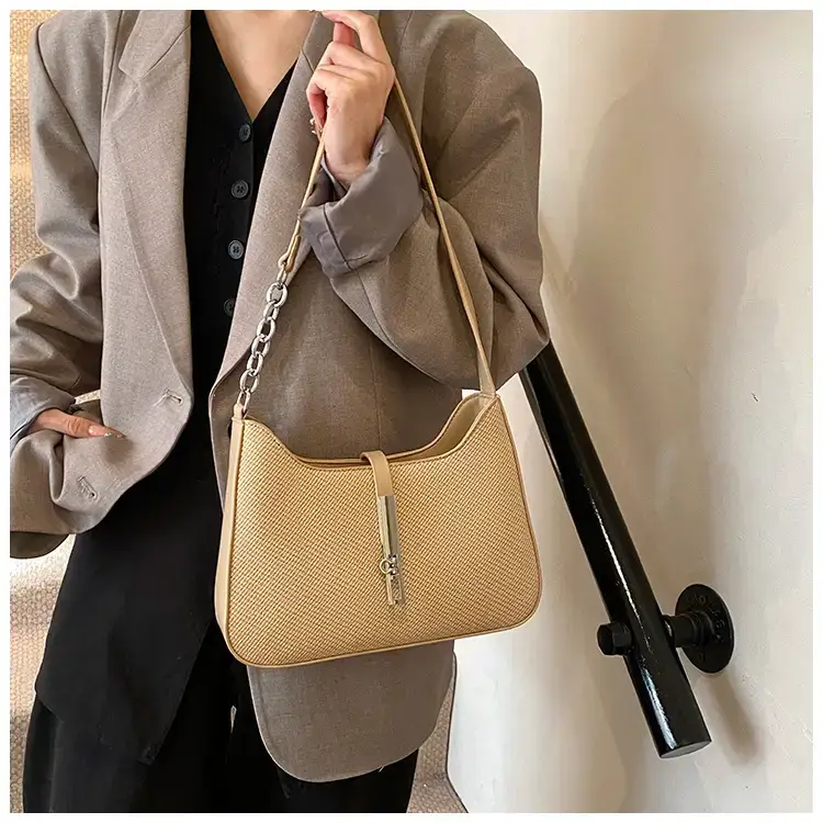 Women's Crossbody Bag Beige Chain Strap 2025 — feature 26