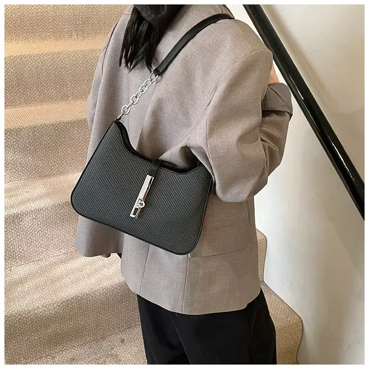 Women's Crossbody Bag Beige Chain Strap 2025 — feature 32
