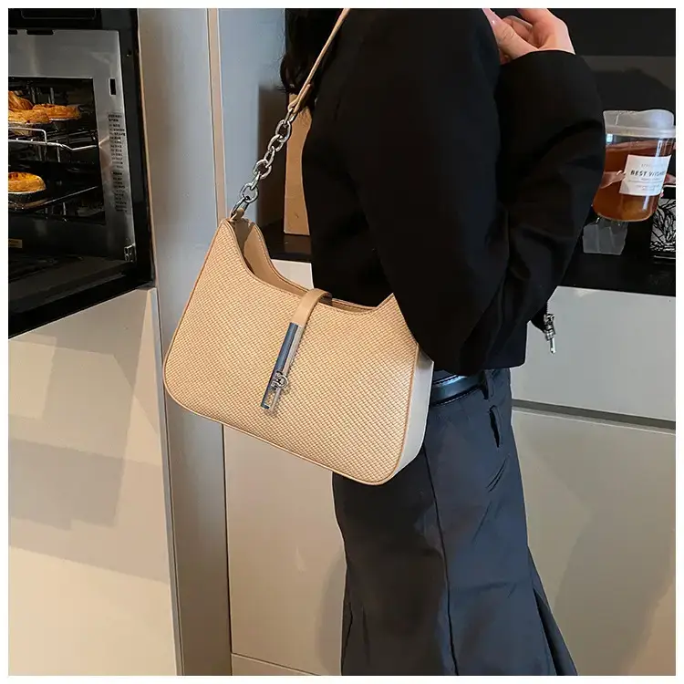 Women's Crossbody Bag Beige Chain Strap 2025 — feature 37
