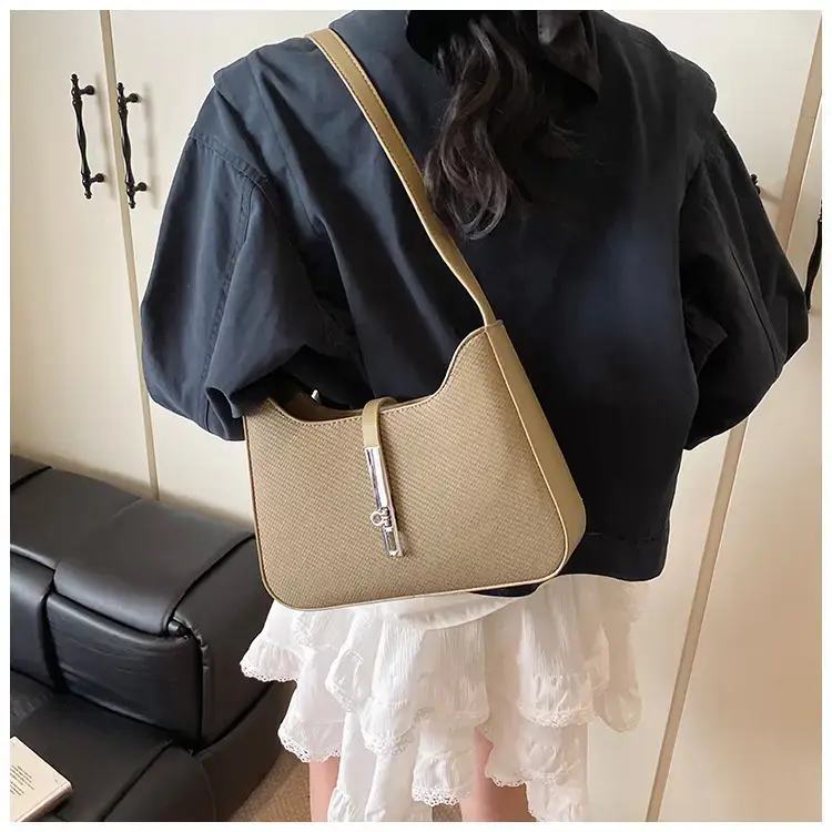Women's Crossbody Bag Beige Chain Strap 2025 — feature 44