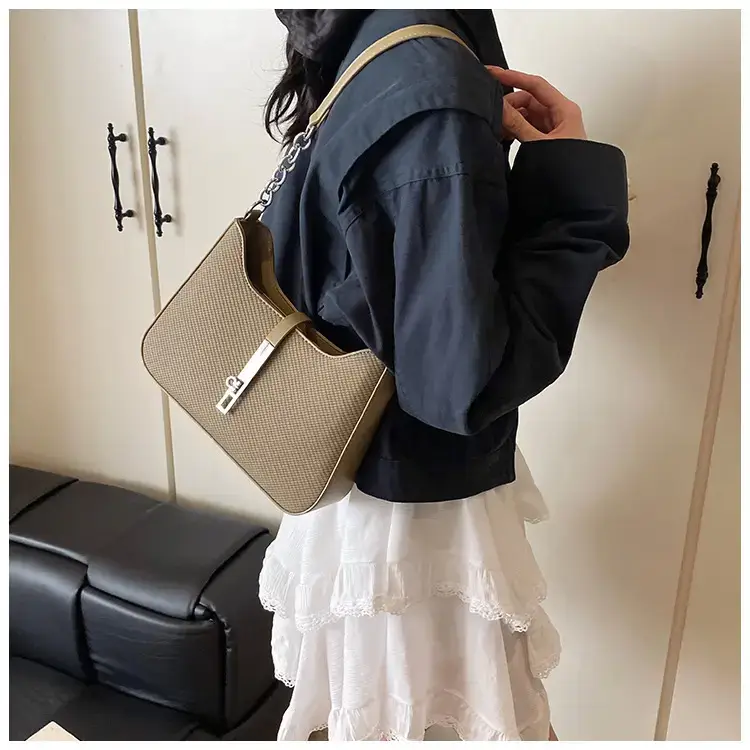 Women's Crossbody Bag Beige Chain Strap 2025 — feature 46