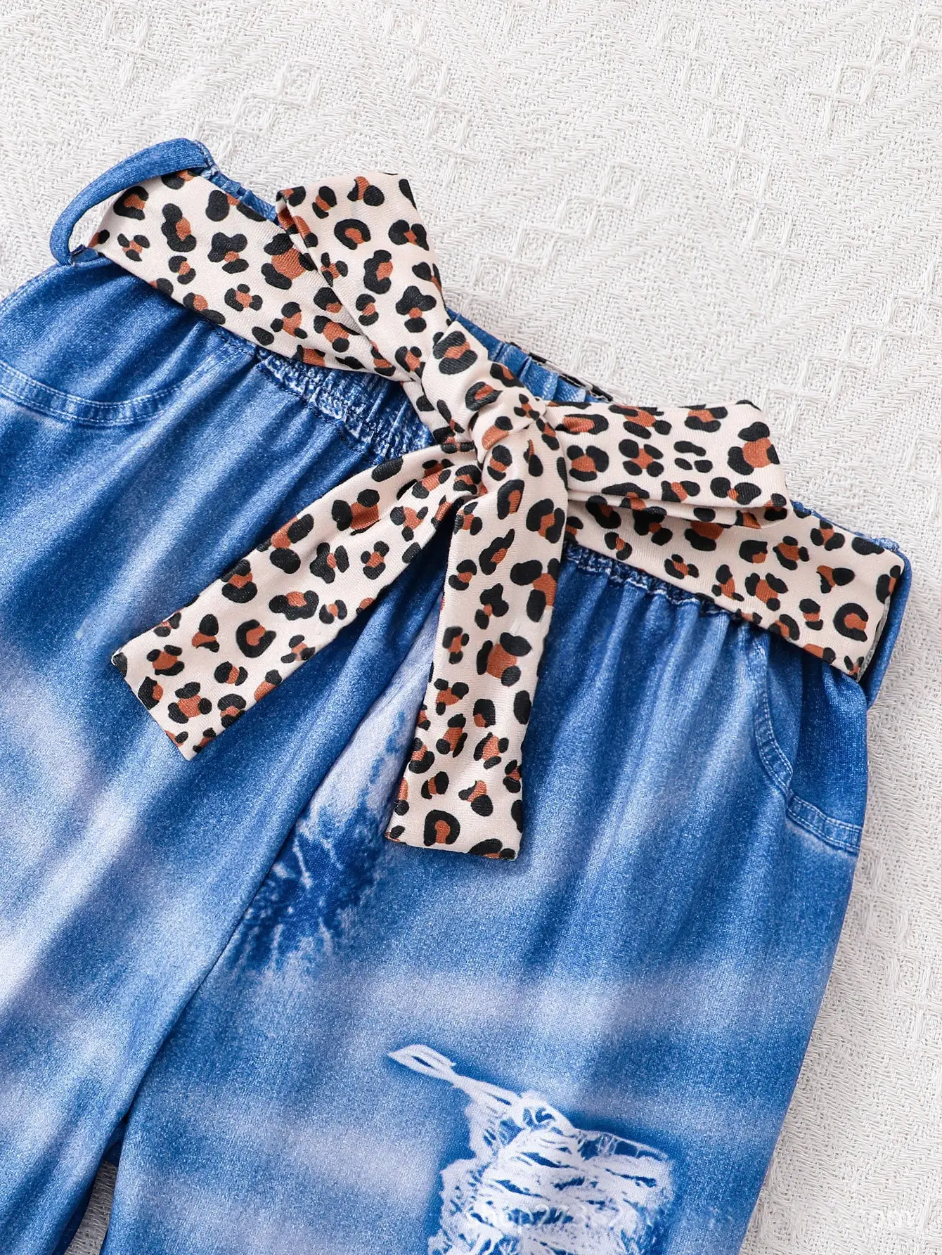 Girls Faux Denim Leopard Pants Set Pink T-Shirt Belt — feature 8