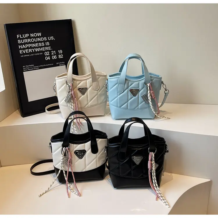 Women Rhombic Crossbody Bag Black Beige 2025 Fashion — feature 1
