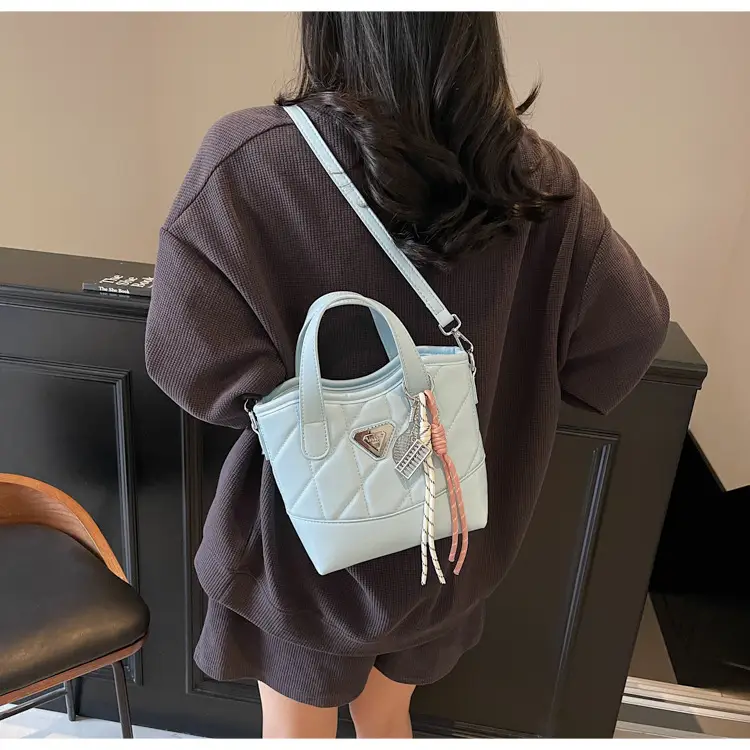 Women Rhombic Crossbody Bag Black Beige 2025 Fashion — feature 15
