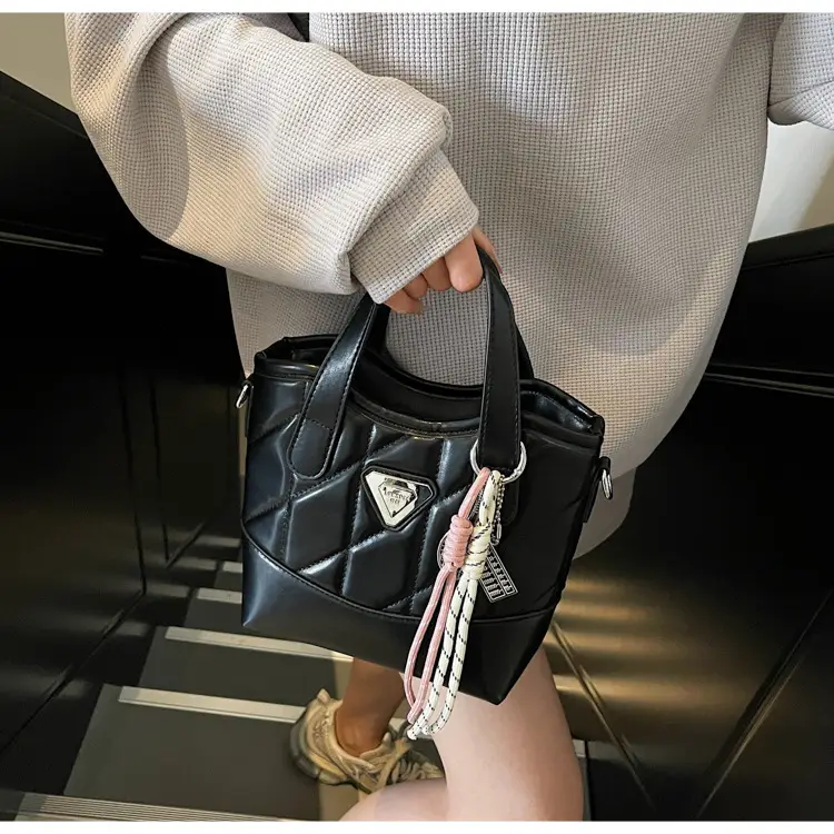 Women Rhombic Crossbody Bag Black Beige 2025 Fashion — feature 18