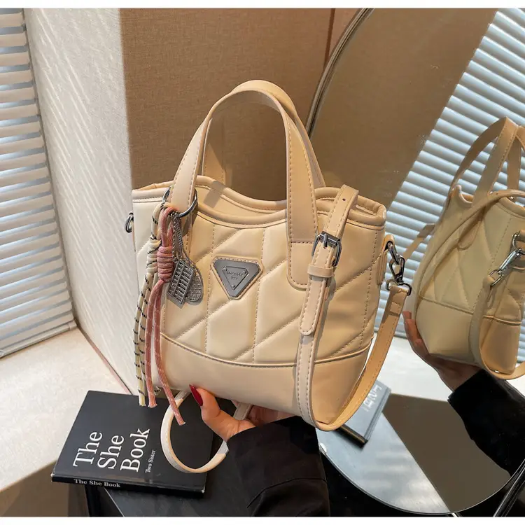 Women Rhombic Crossbody Bag Black Beige 2025 Fashion — feature 28