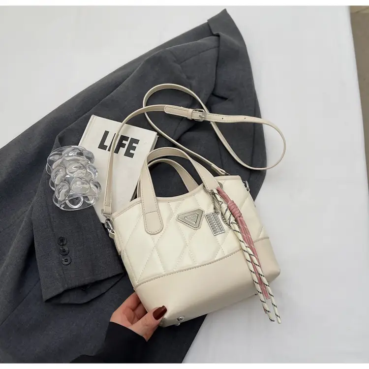 Women Rhombic Crossbody Bag Black Beige 2025 Fashion — feature 30