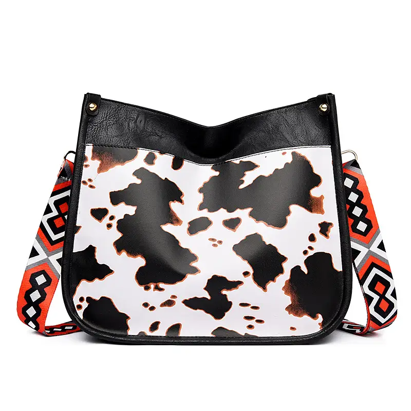 Retro Black Crossbody Bag with Geometric Strap