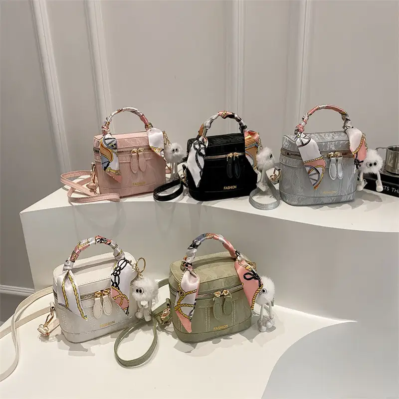 Trendy Pink Green Women's Small Handbag 2026 - Image 12