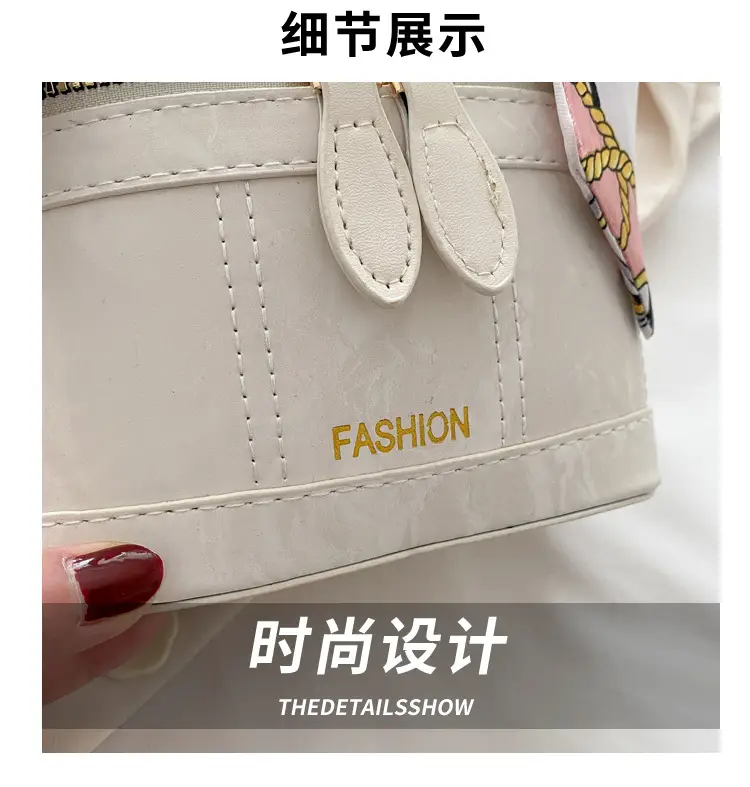 Trendy Pink Green Women's Small Handbag 2026 — feature 3