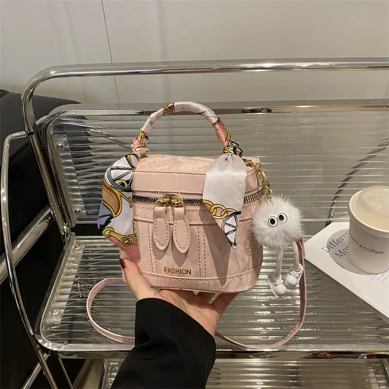 Trendy Pink Green Women's Small Handbag 2026 - Image 7