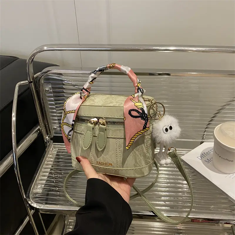 Trendy Pink Green Women's Small Handbag 2026 - Image 8