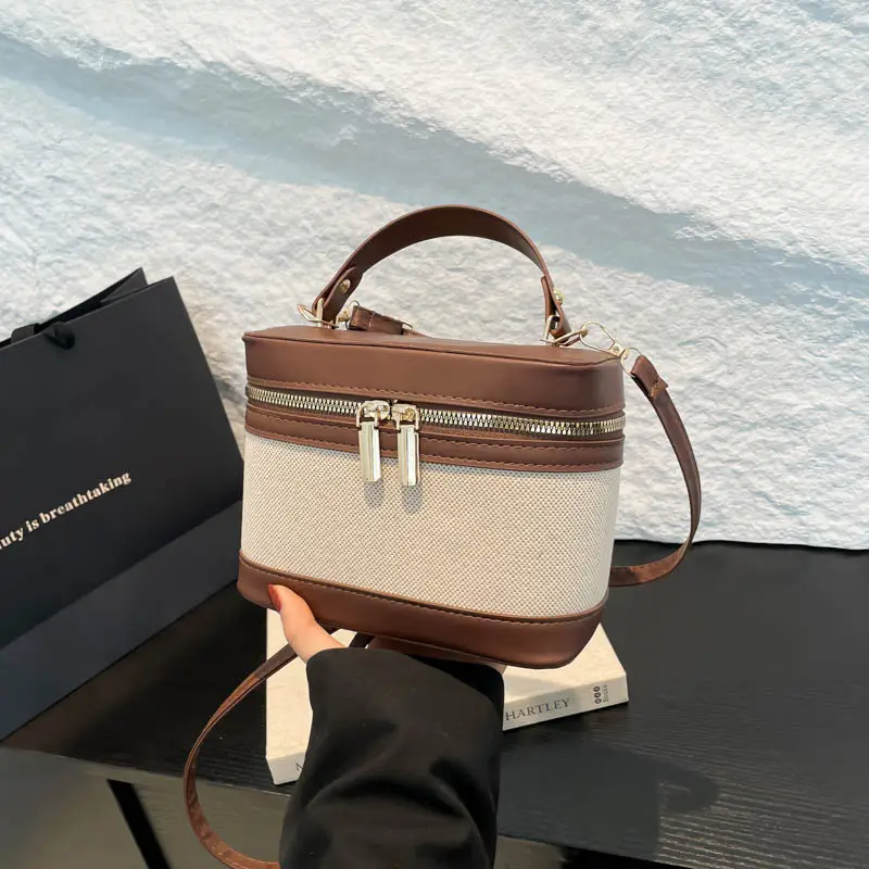 2025 New South Korea High-value Cylinder Bucket Bag Stitching Contrast Color Crossbody Bag Women's ins All-match Shoulder Bag luggage and leather goods