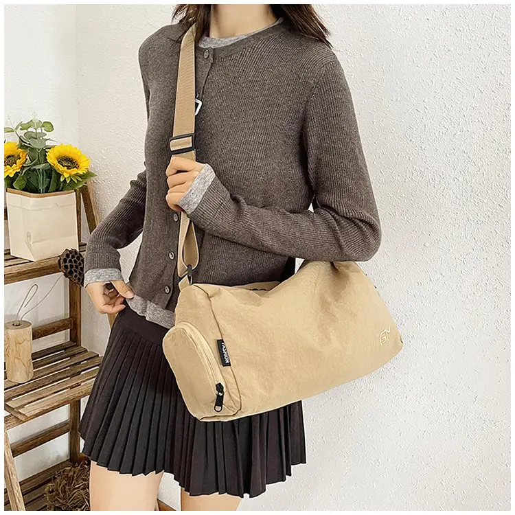 Women's Large Capacity Beige Shoulder Bag 2025 — feature 11