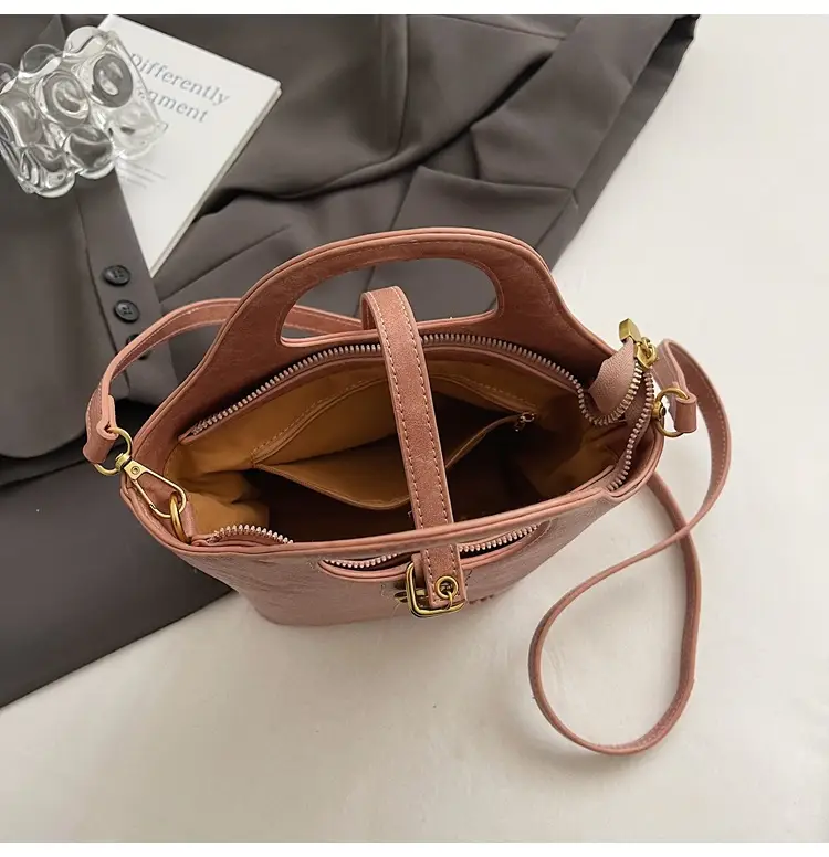 Women's Beige Crossbody Shoulder Bag with Bear Design — feature 10