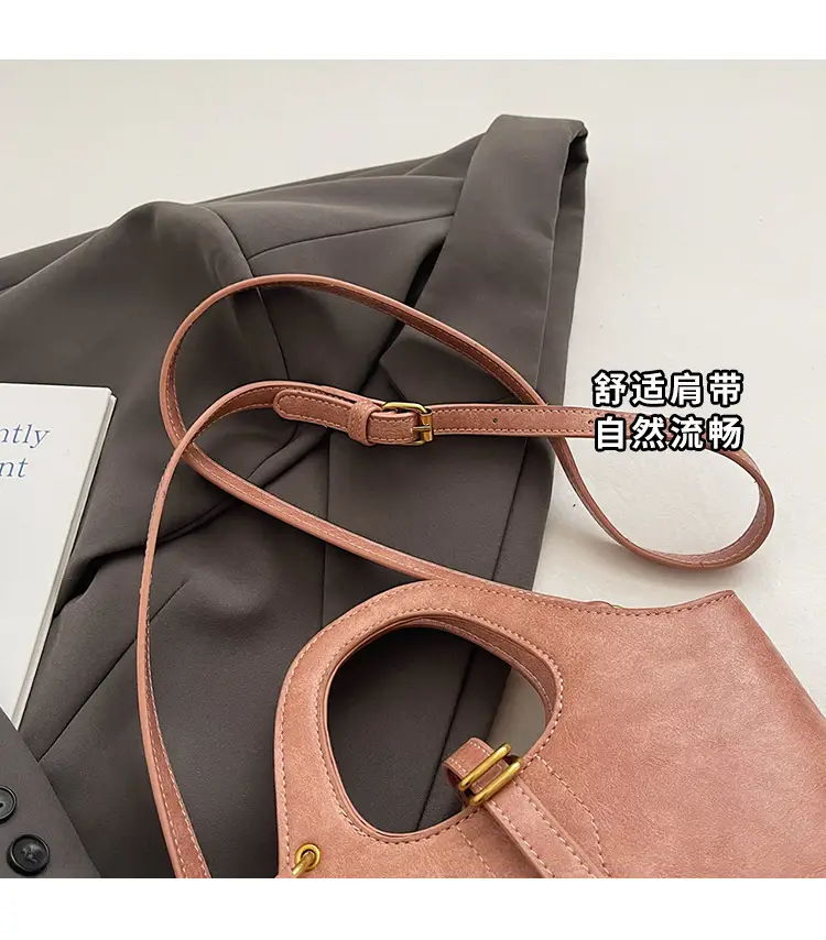 Women's Beige Crossbody Shoulder Bag with Bear Design — feature 7