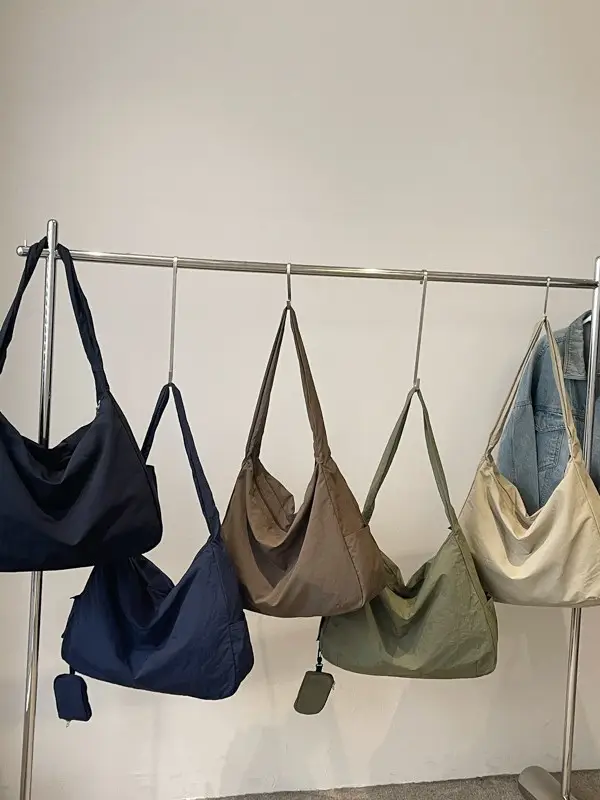 Lightweight Travel Bag Large Capacity Casual Shoulder Crossbody - Image 10