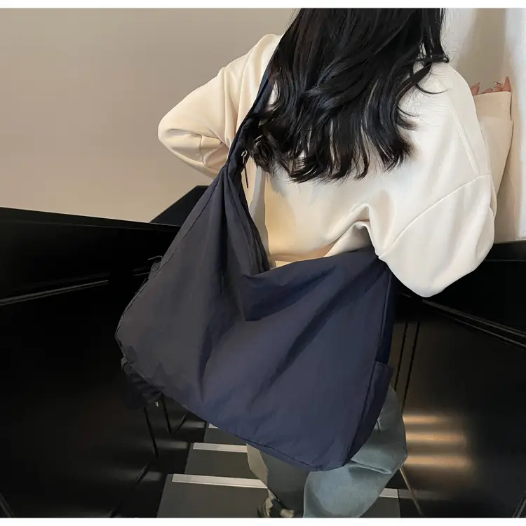 Lightweight Travel Bag Large Capacity Casual Shoulder Crossbody — feature 24