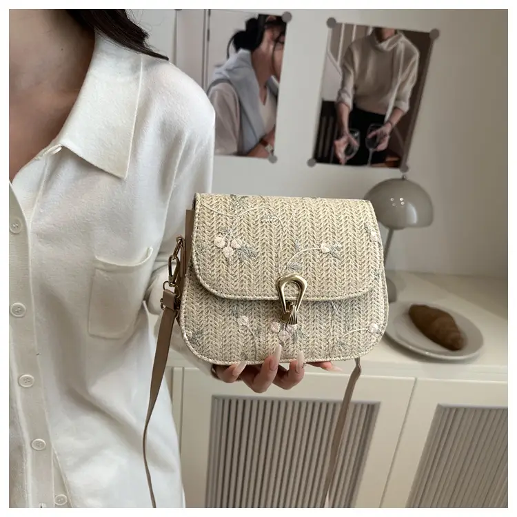 Korean Style Woven Crossbody Bag 2025 Spring — feature 12