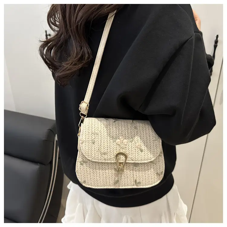 Korean Style Woven Crossbody Bag 2025 Spring — feature 19