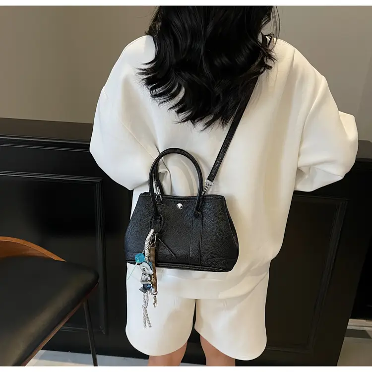Pink Hand-Held Women's Shoulder Bag 2026 New Korean Style — feature 19
