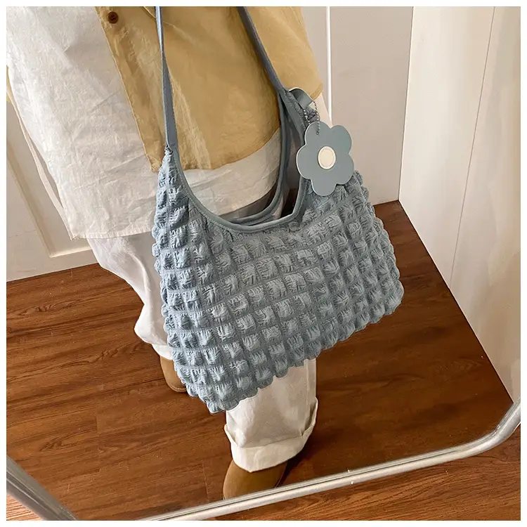 Women's White Ruffled Shoulder Bag 2025 New Arrival — feature 15