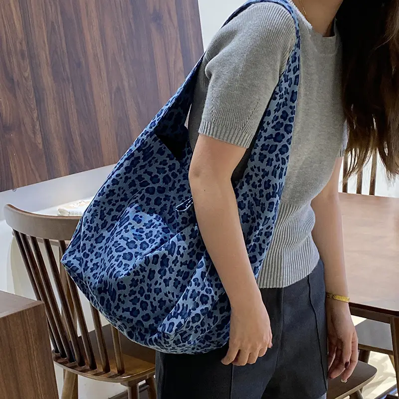 Blue Leopard Print Women's Shoulder Bag Large Capacity - Image 4