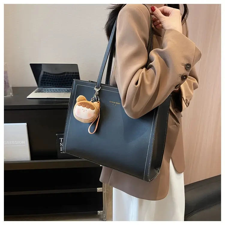 Women's Large Capacity Beige Tote Bag 2025 Spring Summer — feature 17